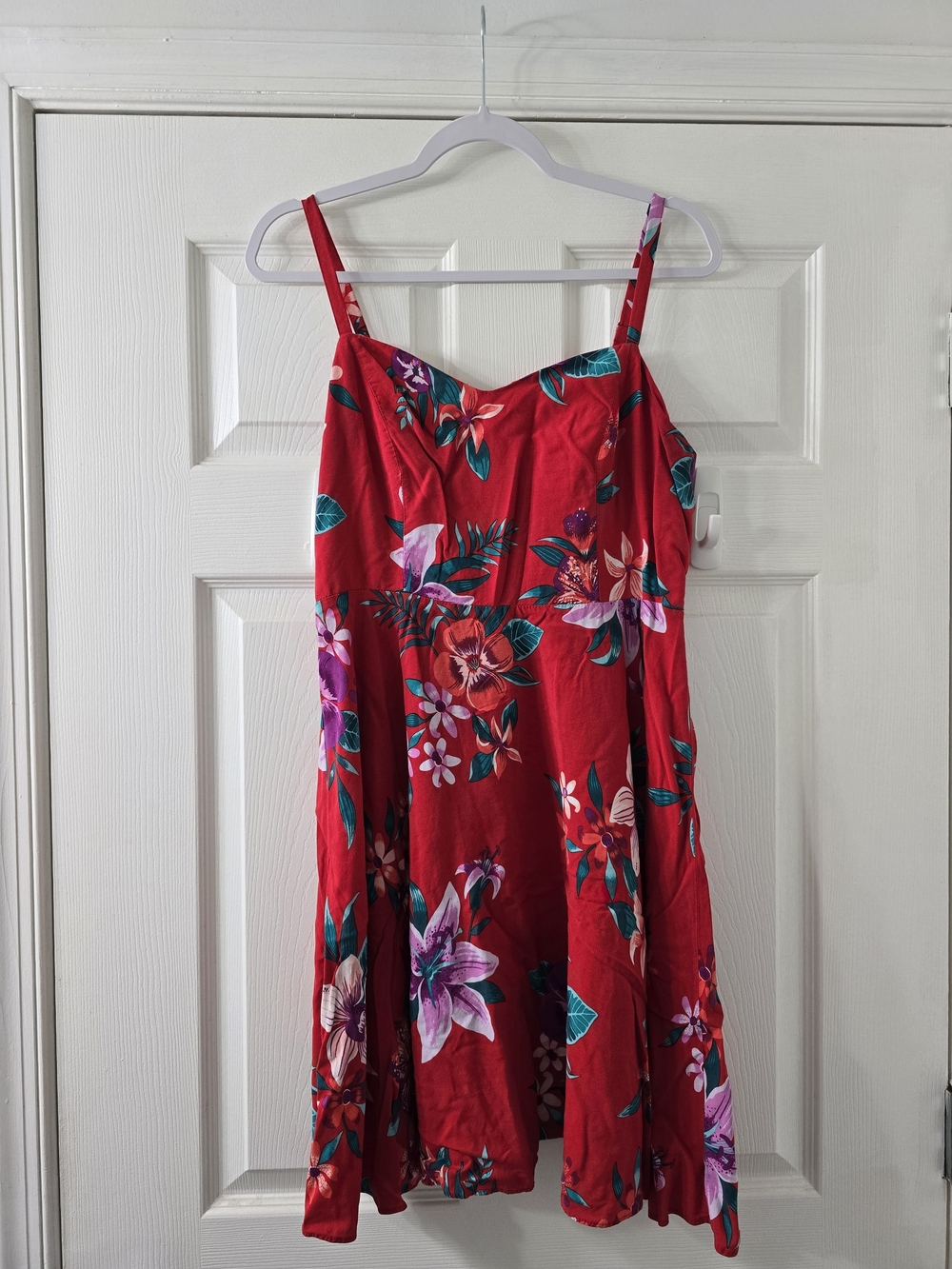 NWOT Red Floral Spaghetti Strap Dress - Large